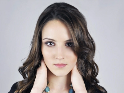 model-429733_1920